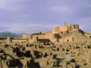 ���륲���Х�